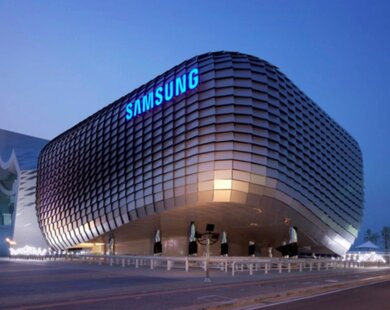 Forbes: Tăng trưởng kinh tế chậm lại, tại sao Samsung vẫn quyết định đầu tư thêm tỷ USD vào Việt Nam?