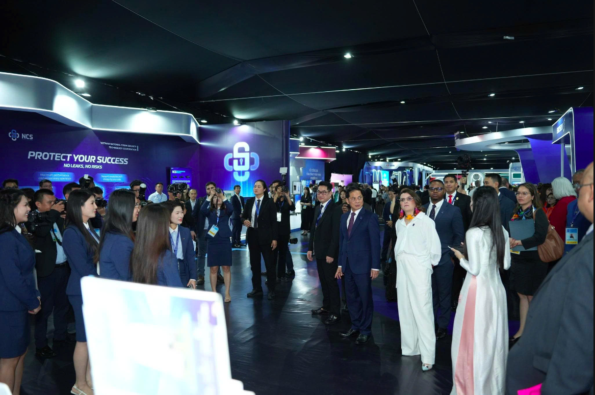 “Không một mình” – MB đồng hành cùng Công ước Hà Nội, kiến tạo không gian số an toàn cho người Việt