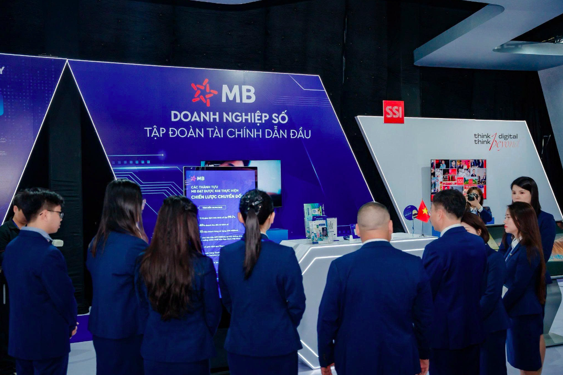 “Không một mình” – MB đồng hành cùng Công ước Hà Nội, kiến tạo không gian số an toàn cho người Việt